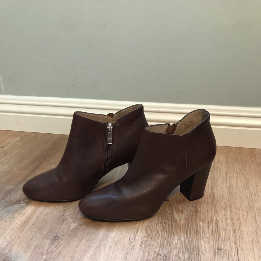 H by Halston leather boots. Size 9 Wide.